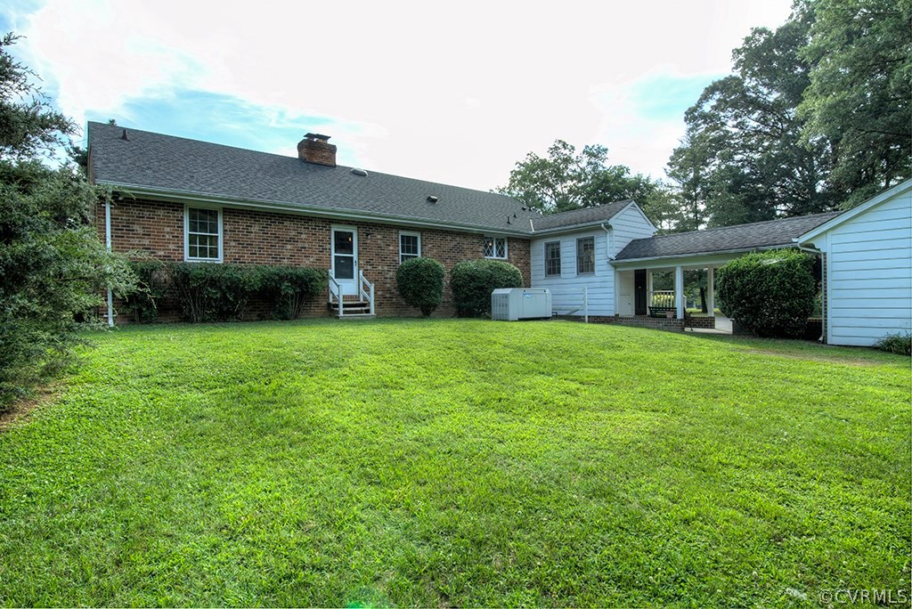 2853 New Market Road Richmond, VA 23231 - Photo 36 of 39 View of Rear of Home