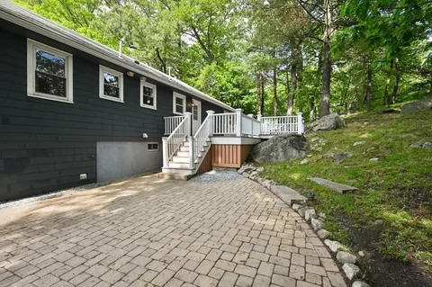 $949,999 | 39 Doncaster Circle, Lynnfield, MA 01940