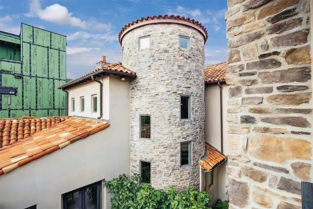 $3,949,999 | 322 Crest Wood Drive, Houston, TX 77007