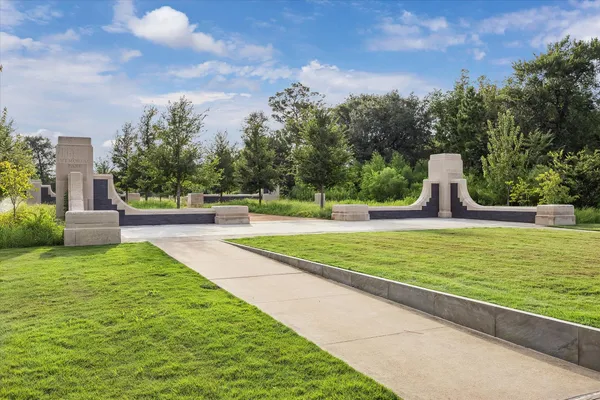 $3,949,999 | 322 Crest Wood Drive, Houston, TX 77007