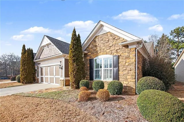 $525,000 | 5911 Chimney Rock Drive, Hoschton, GA 30548