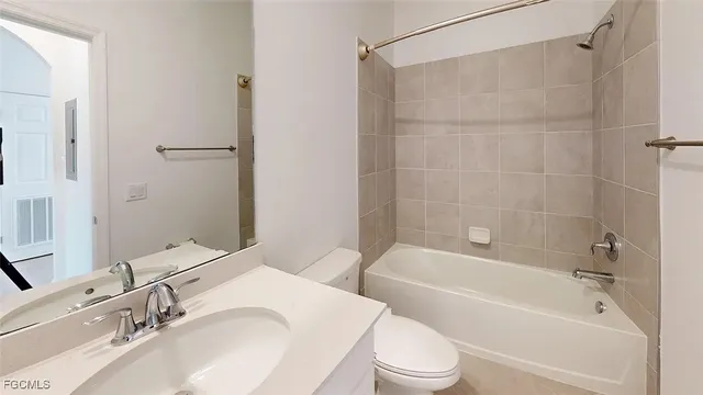 $1,795 | 43989 Boardwalk Loop, Unit 2022, Punta Gorda, FL 33982