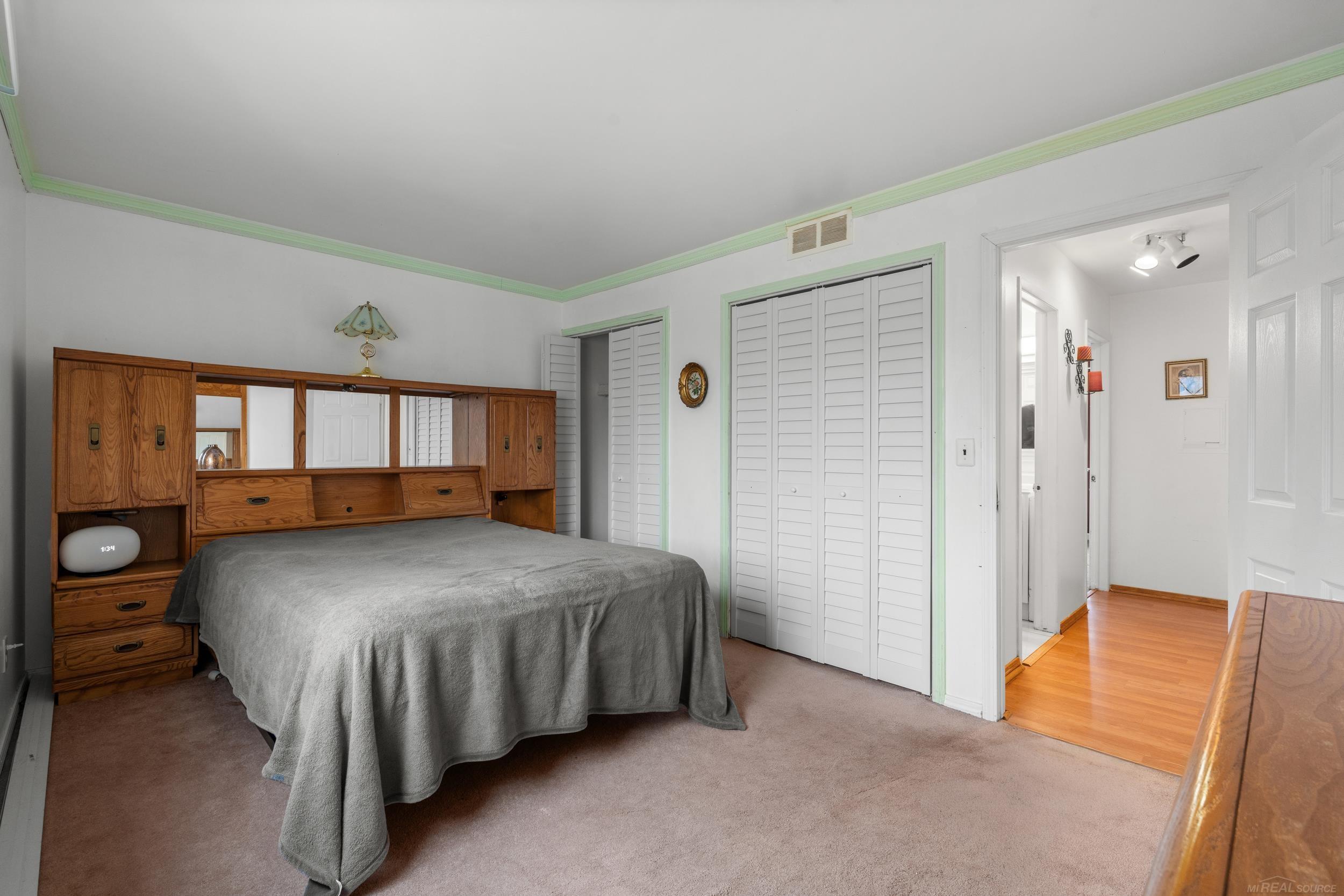 29265 Hayes Road Warren, MI 48088 - Photo 19 of 29