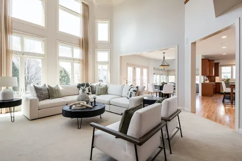 $1,175,000 | 4052 Teak Circle, Naperville, IL 60564