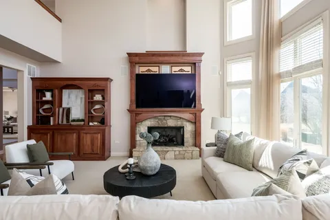 $1,175,000 | 4052 Teak Circle, Naperville, IL 60564