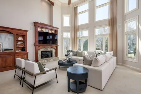 $1,175,000 | 4052 Teak Circle, Naperville, IL 60564