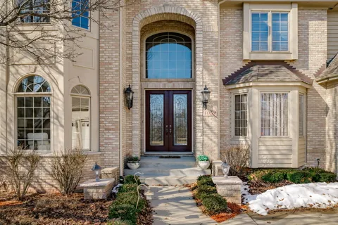 $1,175,000 | 4052 Teak Circle, Naperville, IL 60564