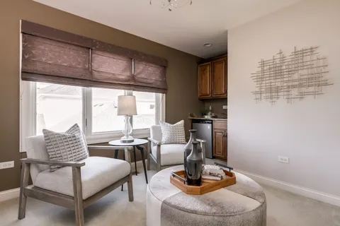 $1,175,000 | 4052 Teak Circle, Naperville, IL 60564