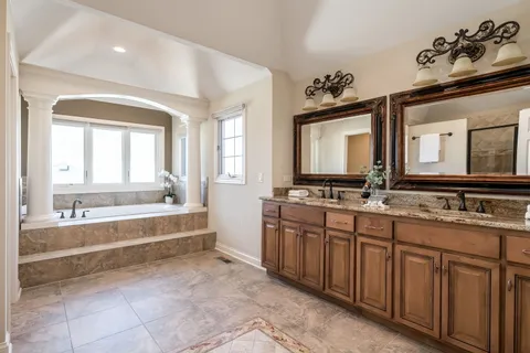 $1,175,000 | 4052 Teak Circle, Naperville, IL 60564