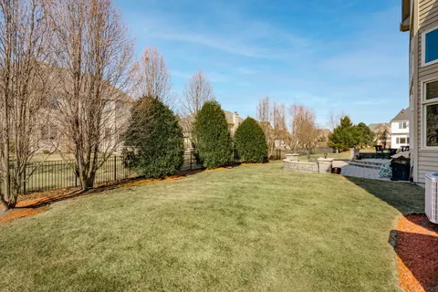 $1,175,000 | 4052 Teak Circle, Naperville, IL 60564