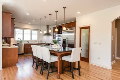 $1,175,000 | 4052 Teak Circle, Naperville, IL 60564