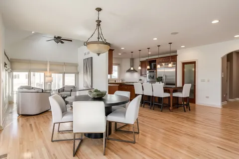 $1,175,000 | 4052 Teak Circle, Naperville, IL 60564