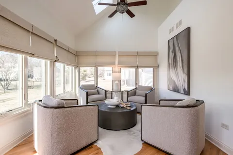 $1,175,000 | 4052 Teak Circle, Naperville, IL 60564