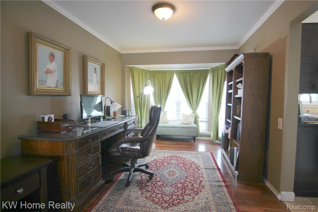 1131 Paddington Road Canton, MI 48187 - Photo 5 of 14 Paddington Rd Dining Room.jpg