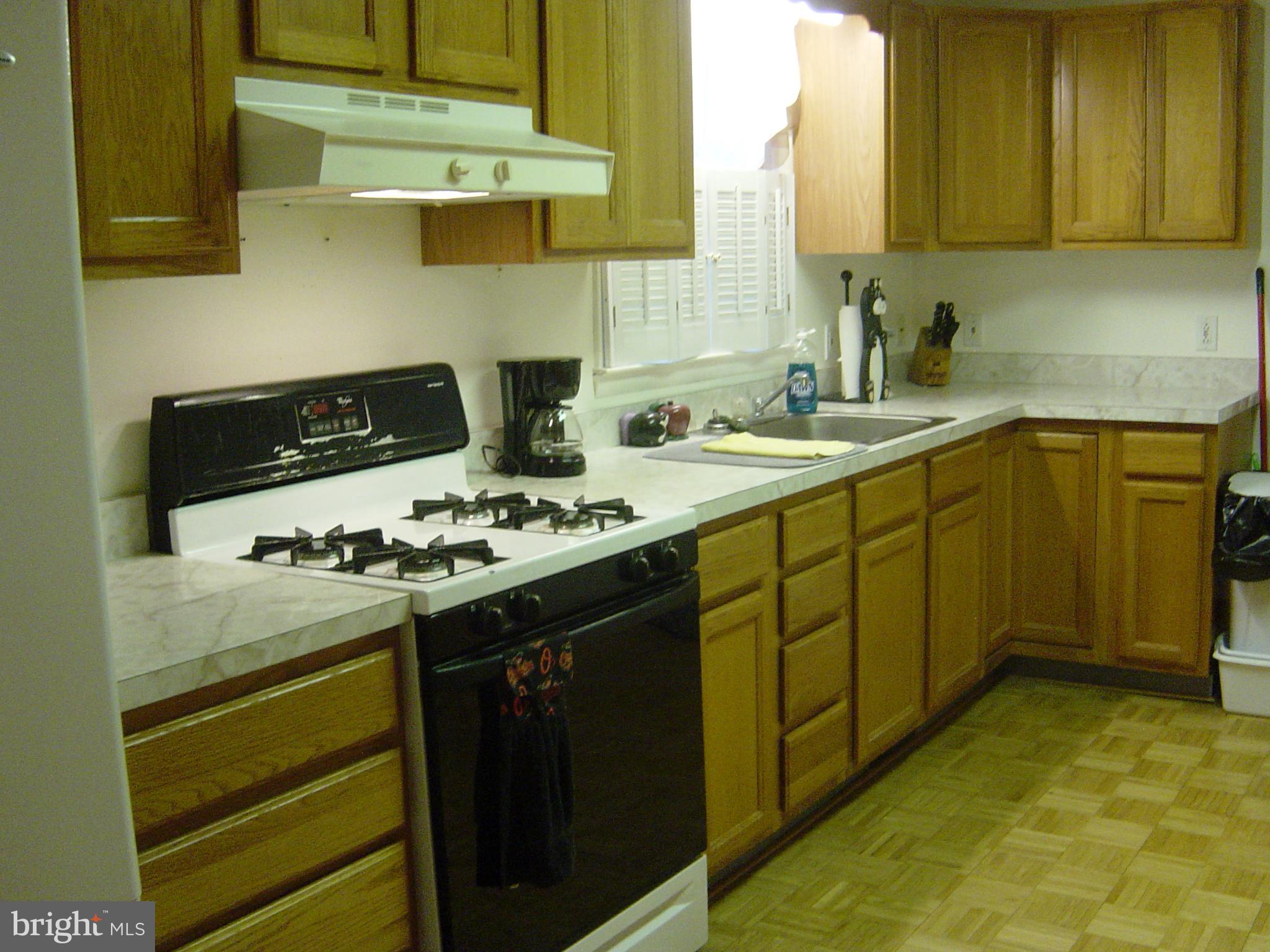 10 Ridgemoor Road Baltimore, MD 21221 - Photo 12 of 18