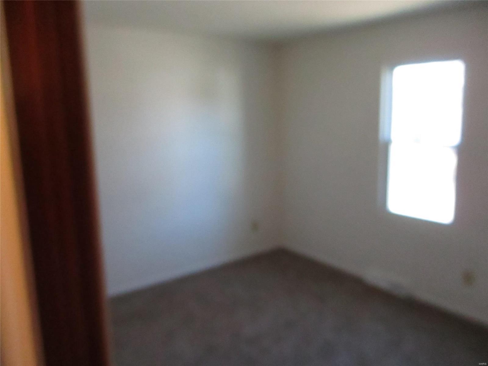 1315 Rixon Street Alton, IL 62002 - Photo 14 of 28 Gallery Image 14