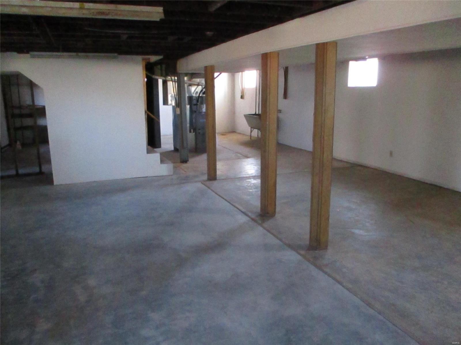 1315 Rixon Street Alton, IL 62002 - Photo 24 of 28 Gallery Image 24