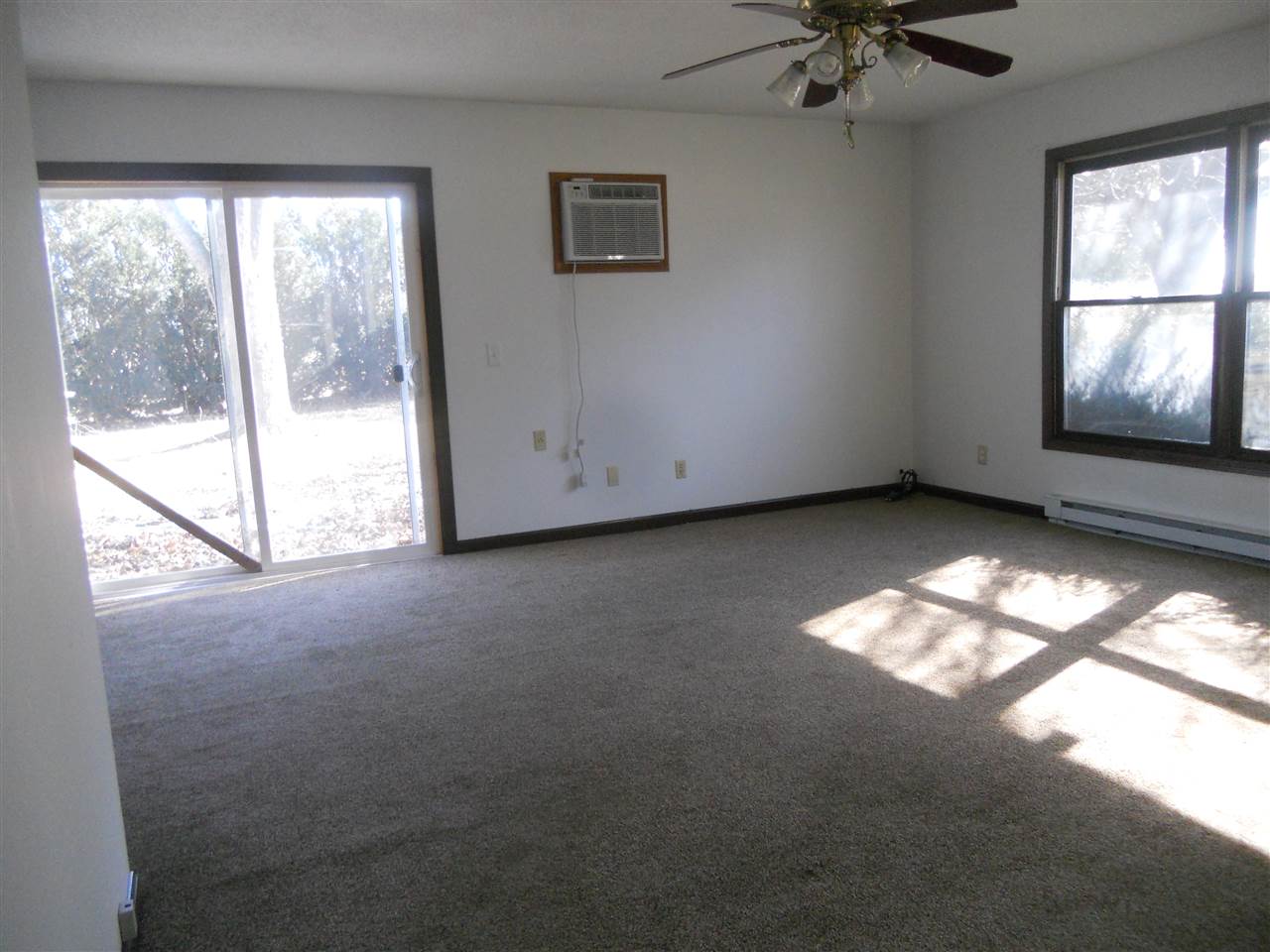 205 East Grande Avenue Rio, IL 61472 - Photo 12 of 17 Gallery Image 12