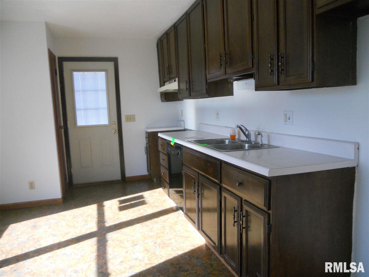 205 East Grande Avenue Rio, IL 61472 - Photo 3 of 17 Gallery Image 3