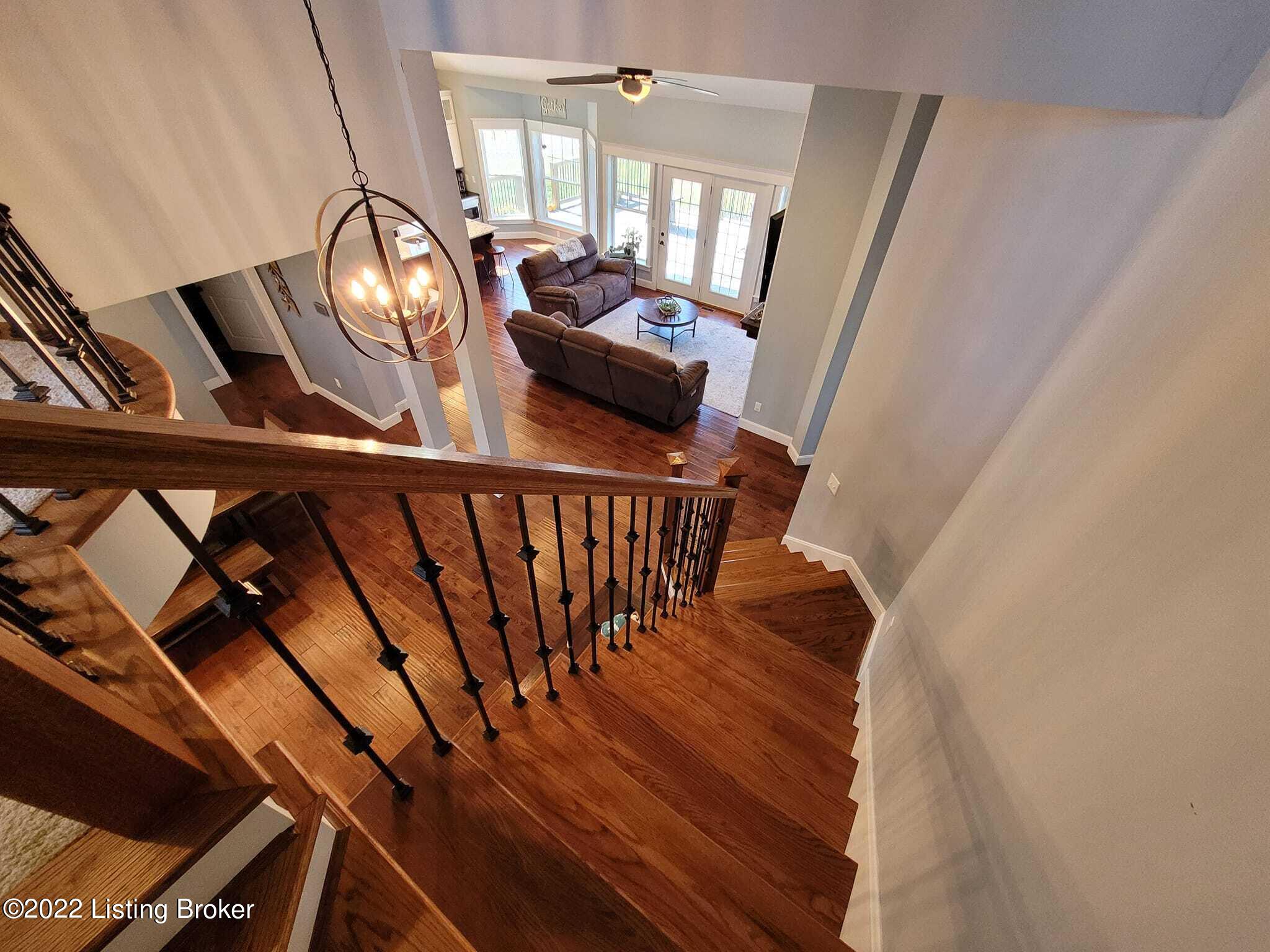 2438 Tom Harris Road Carrollton, KY 41008 - Photo 53 of 81 Tom Harris staircase pic5