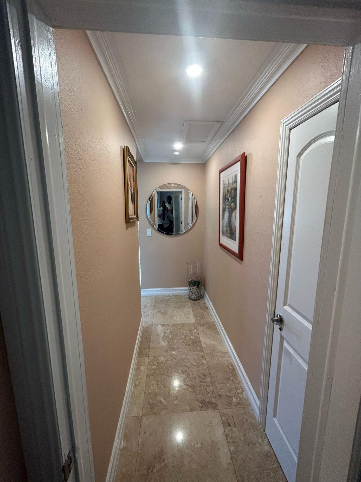 5200 Adams Street Hollywood, FL 33021 - Photo 10 of 24 a view of hallway