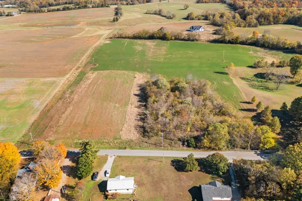 a view of a tennis court