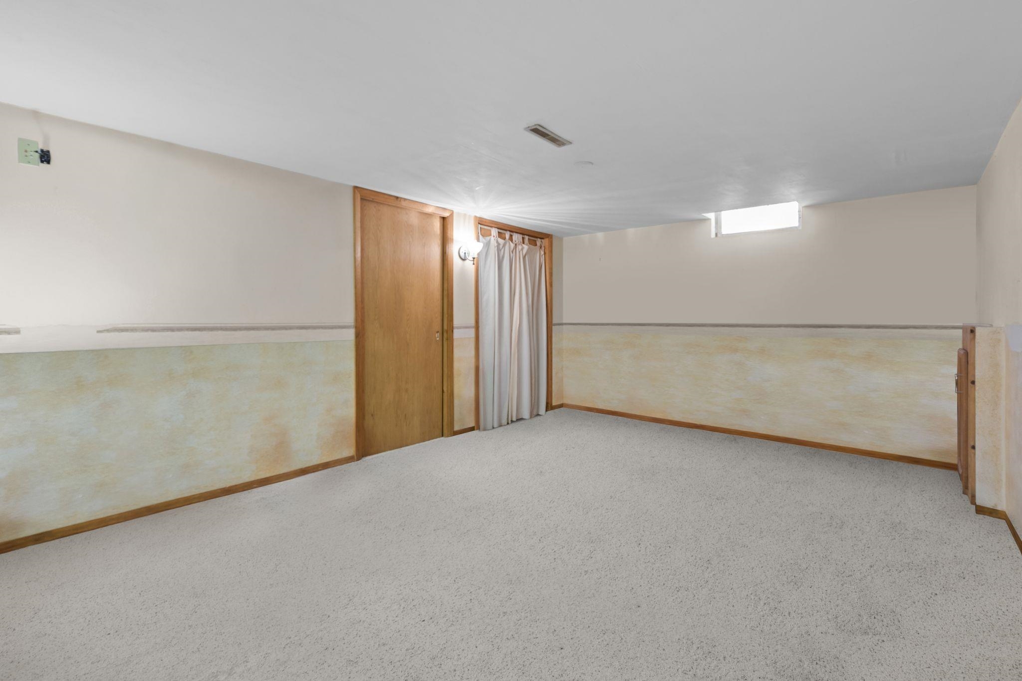 418 South Weimar Street Appleton, WI 54915 - Photo 43 of 46