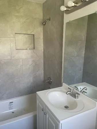 $1,595 | 1005 Southampton Drive, Angleton, TX 77515