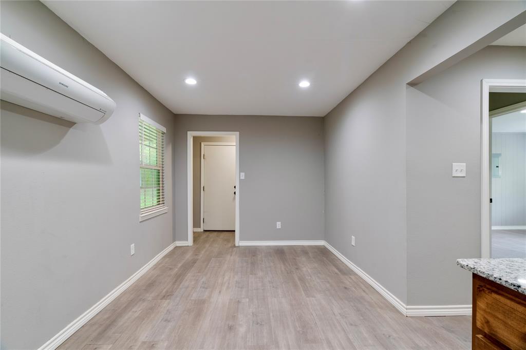 64 Farm Road 2121 Paris, TX 75462 - Photo 25 of 34 Guest house eat-in kitchen area