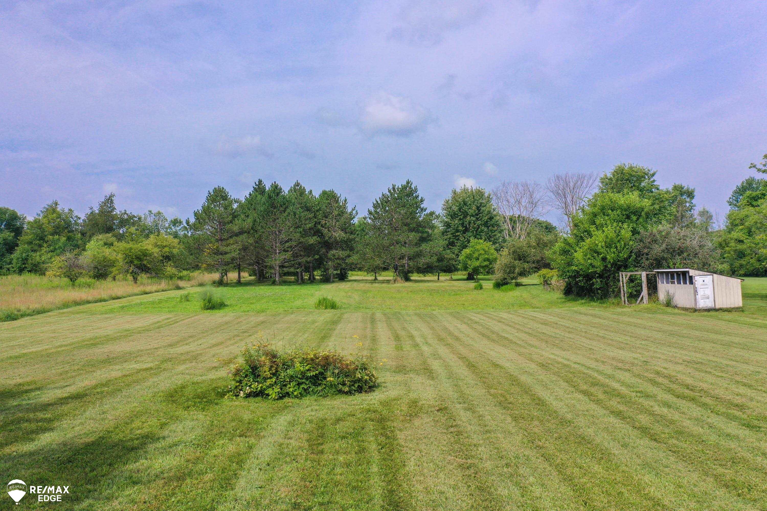 7457 North Linden Road Mount Morris, MI 48458 - Photo 41 of 42 50117937-40.JPG