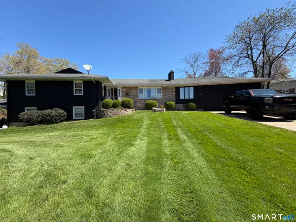 $549,900 | 41 Sunny Lane, Meriden, CT 06450
