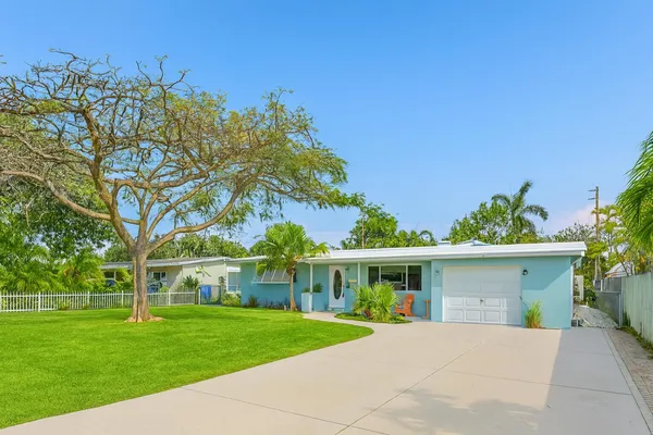 $585,000 | 27 Northeast 16th Avenue, Pompano Beach, FL 33060