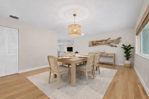 $594,000 | 27 Northeast 16th Avenue, Pompano Beach, FL 33060