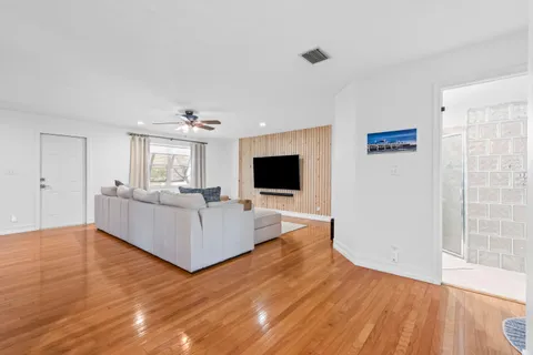 $594,000 | 27 Northeast 16th Avenue, Pompano Beach, FL 33060