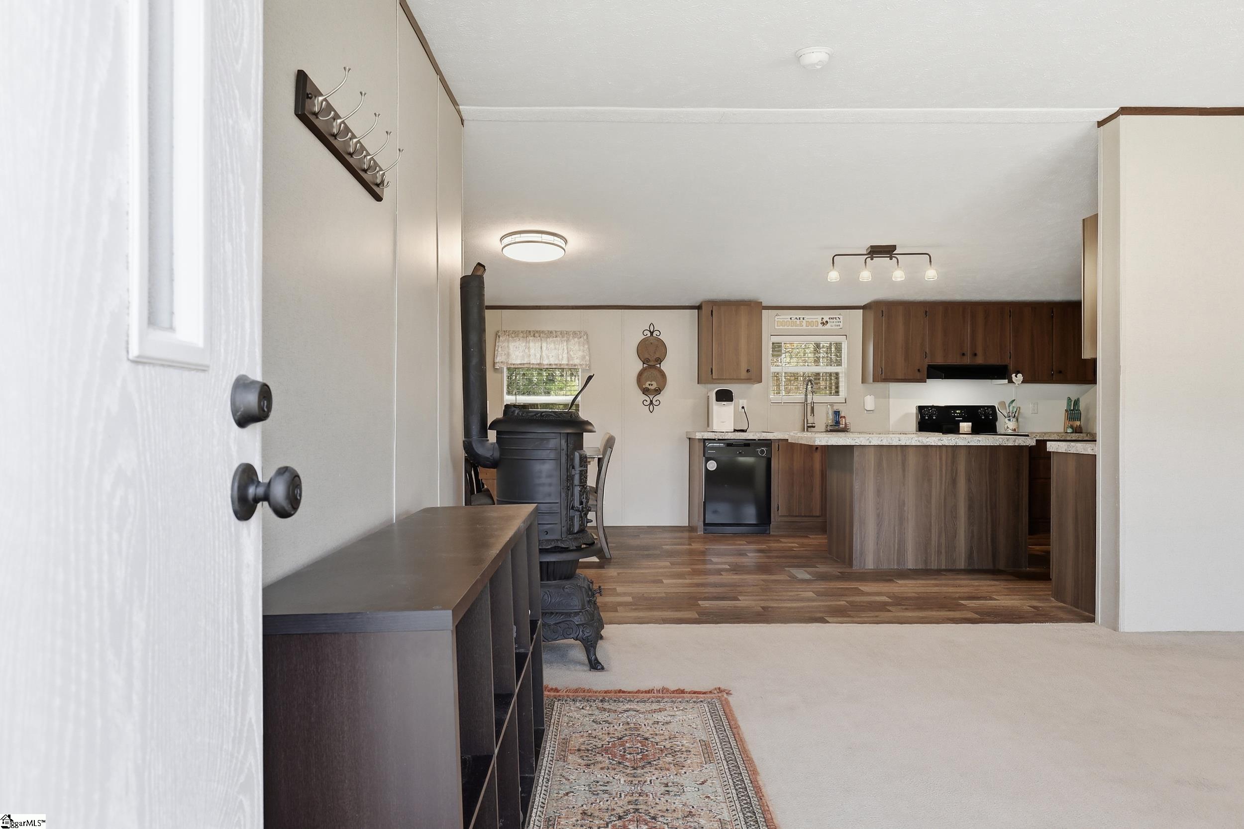 1429 State Rd S-42-423 Enoree, SC 29335 - Photo 7 of 32