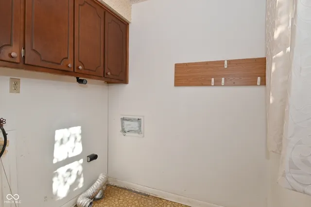 $229,900 | 8847 West Ash Road, Indianapolis, IN 46234