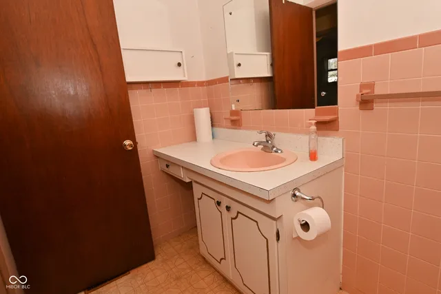 $229,900 | 8847 West Ash Road, Indianapolis, IN 46234