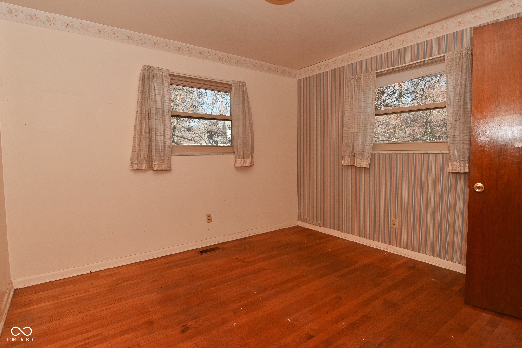 8847 West Ash Road Indianapolis, IN 46234 - Photo 32 of 44