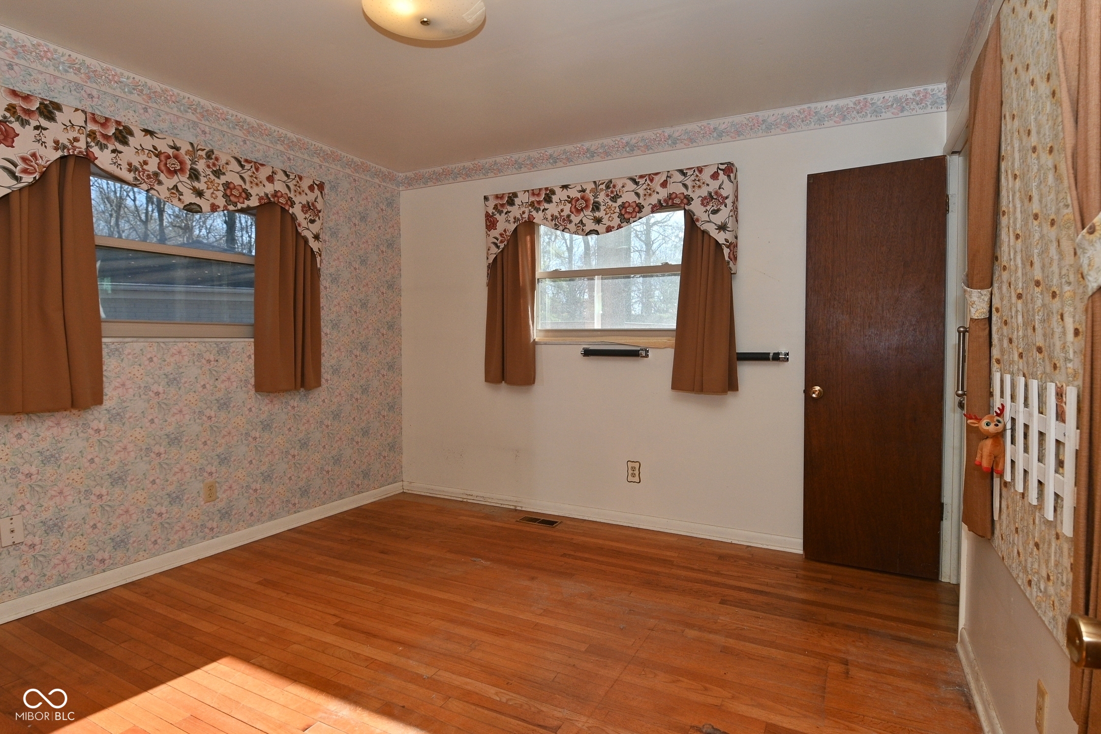 8847 West Ash Road Indianapolis, IN 46234 - Photo 35 of 44