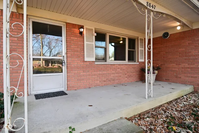 $229,900 | 8847 West Ash Road, Indianapolis, IN 46234
