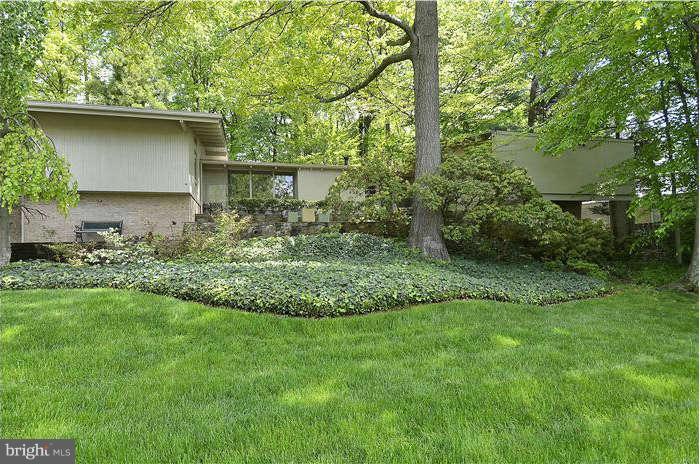 7201 Nevis Road Bethesda, MD 20817 - Photo 1 of 30 Exterior (Front)