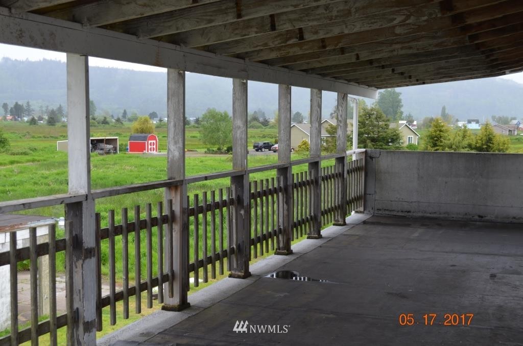 101 South Welcome Slough Road Cathlamet, WA 98612 - Photo 17 of 23 Gallery Image 17