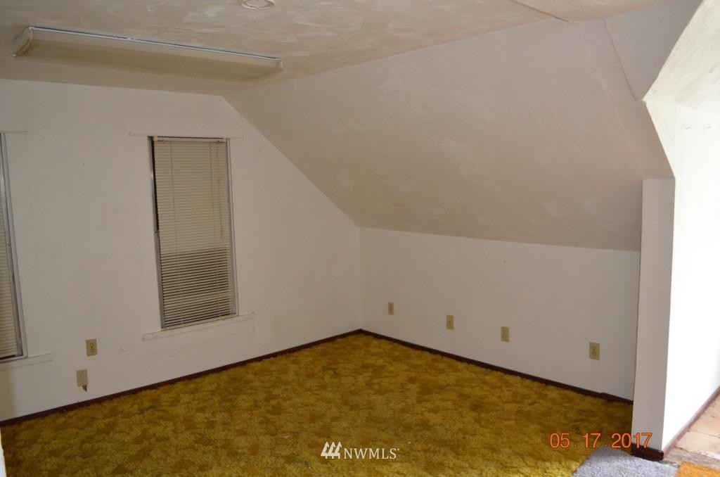 101 South Welcome Slough Road Cathlamet, WA 98612 - Photo 21 of 23 Gallery Image 21