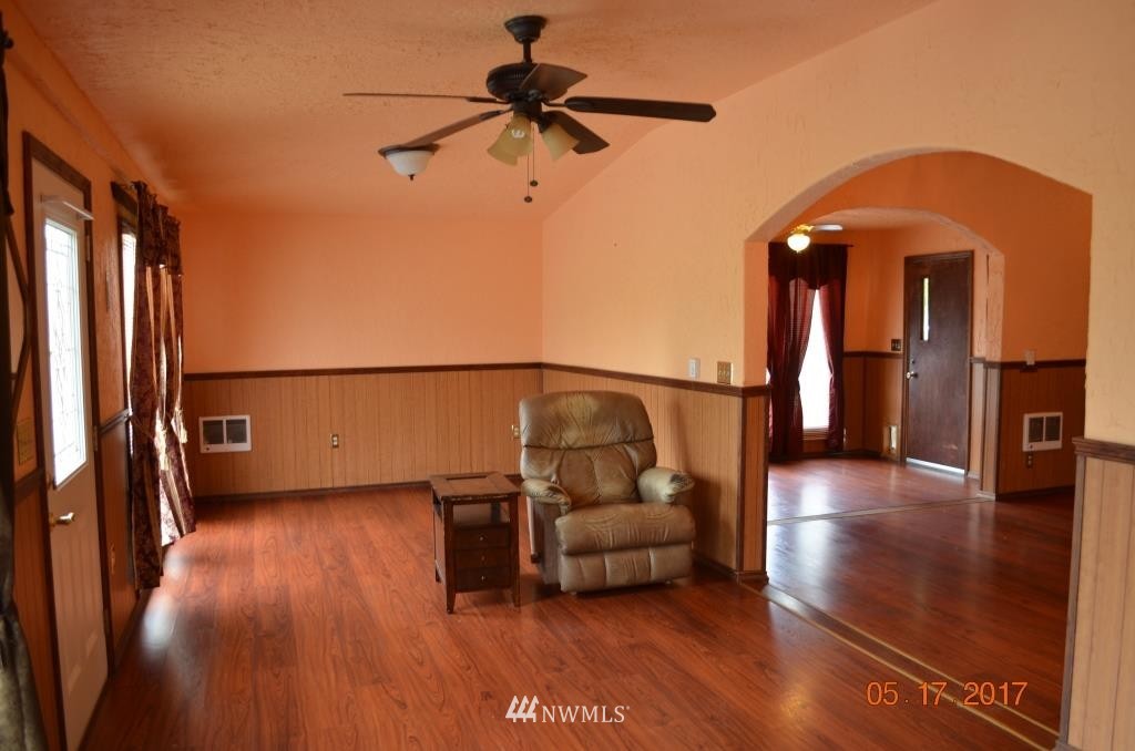 101 South Welcome Slough Road Cathlamet, WA 98612 - Photo 5 of 23 Gallery Image 5