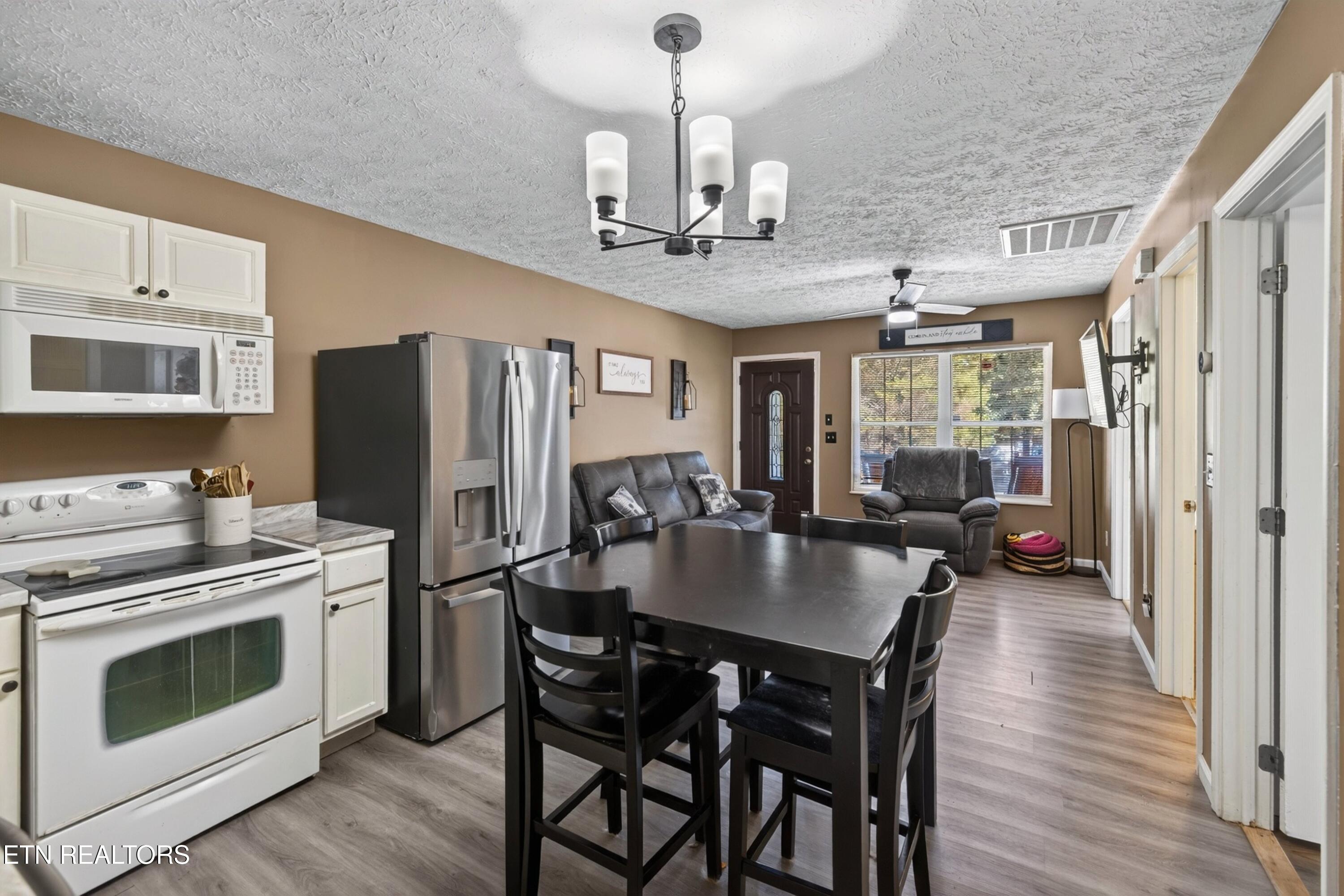1207 Pool Street Sevierville, TN 37862 - Photo 7 of 24 010-1207PoolStreet-Sevierville-TN-37862-