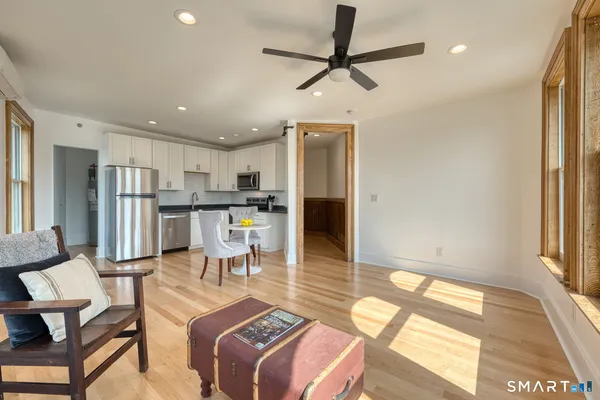 $1,700 | 11 Main Street, Unit 201, Torrington, CT 06790