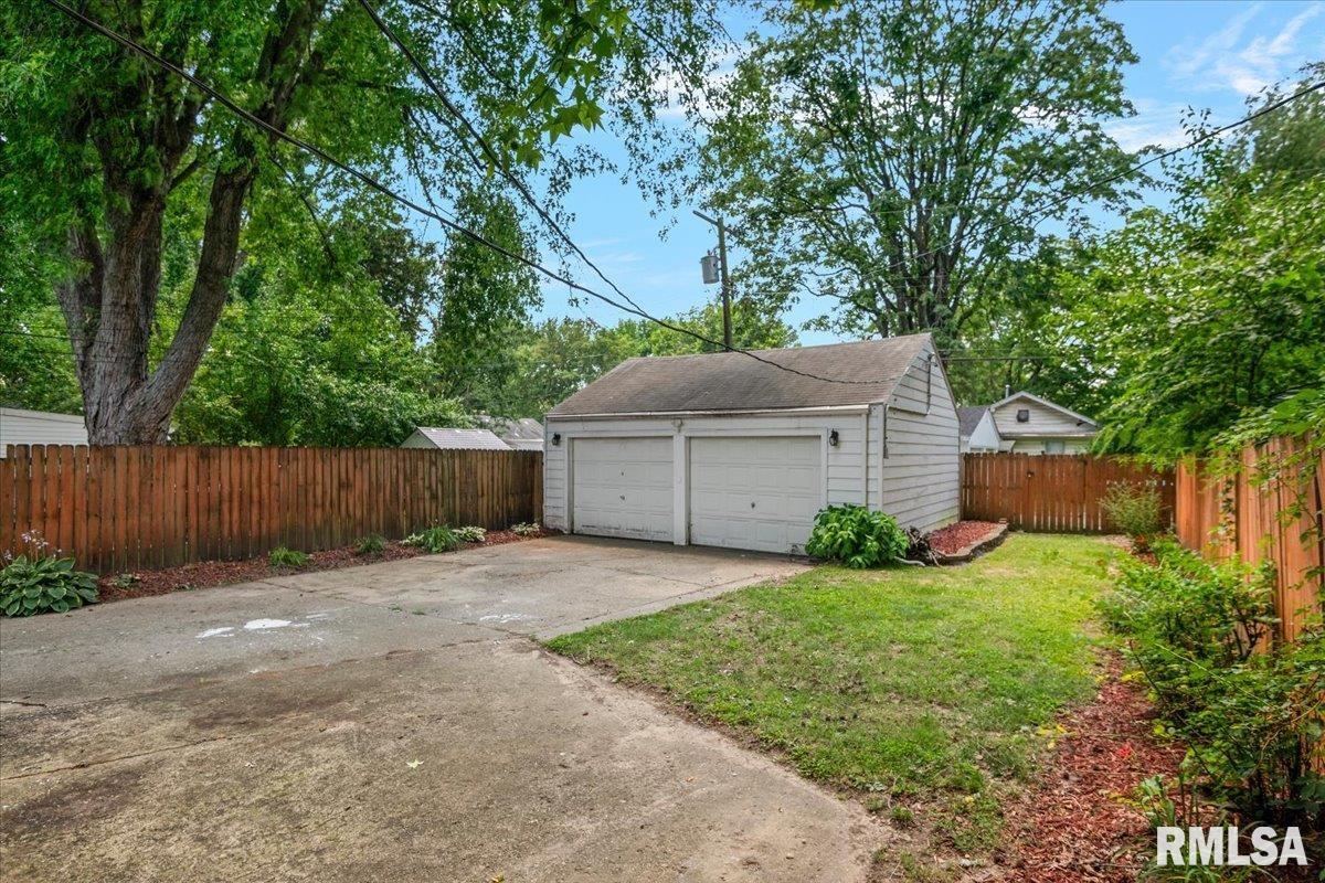 517 South Feldkamp Avenue Springfield, IL 62704 - Photo 25 of 32