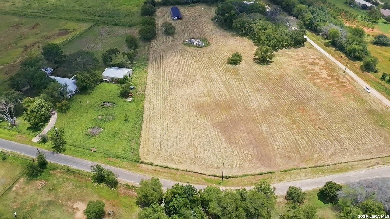 14160 Dubose Road Atascosa, TX 78002 - Photo 3 of 13