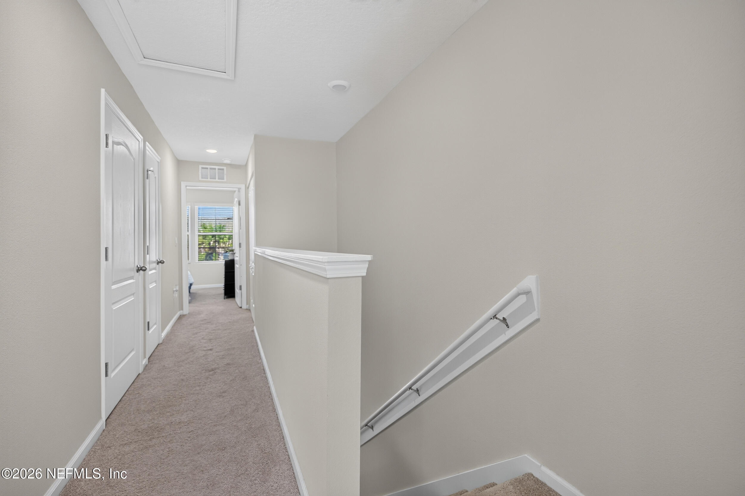 3933 Oak Mill Road Orange Park, FL 32065 - Photo 21 of 80 27_hallway & stairs