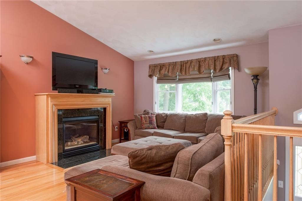 1600 Hope Road Cranston, RI 02831 - Photo 11 of 29